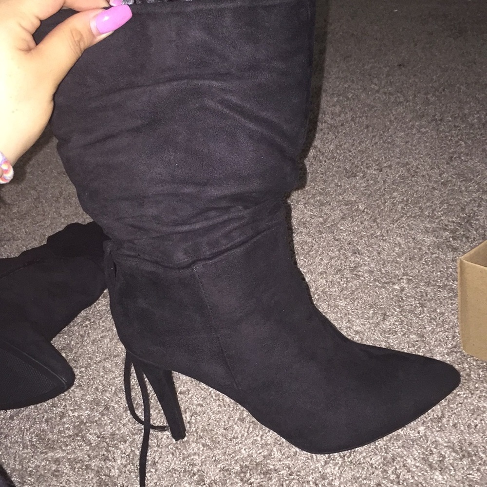 3x$65 Boots women size 11 1/2